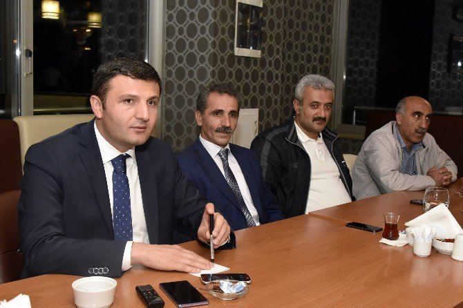 Ak Parti Gümüşhane İl Yönetimi İftar Programında Basınla Buluştu
