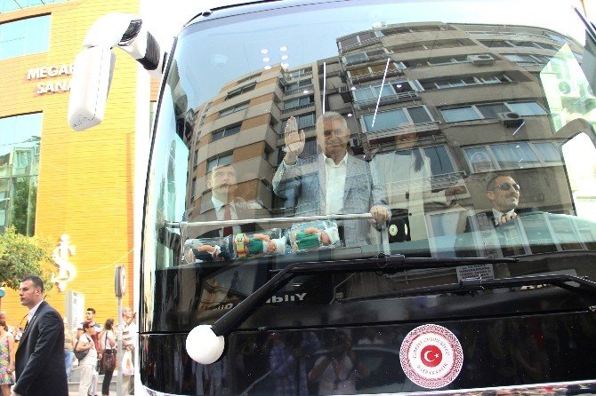 Başbakan Yıldırım’dan Çocuklara Ziyaret