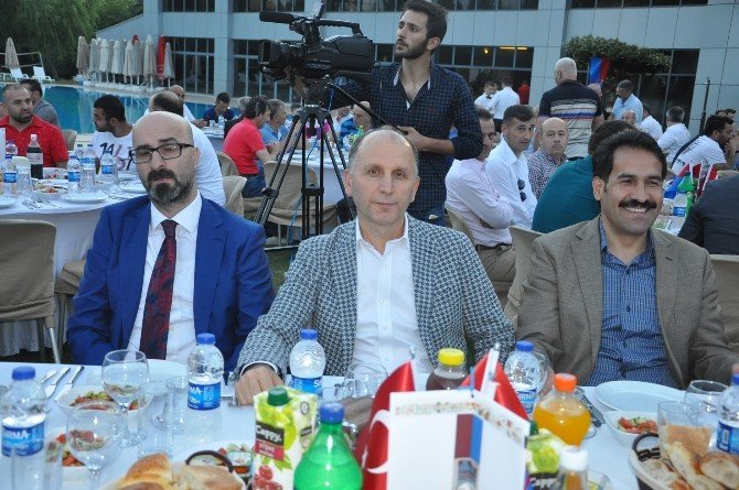 Trabzonspor Başkanı Muharrem Usta Gebze’de İftara Katıldı