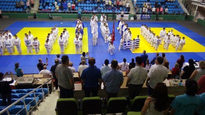 Uluslararası Judo Turnuvası Edirne’de Başladı