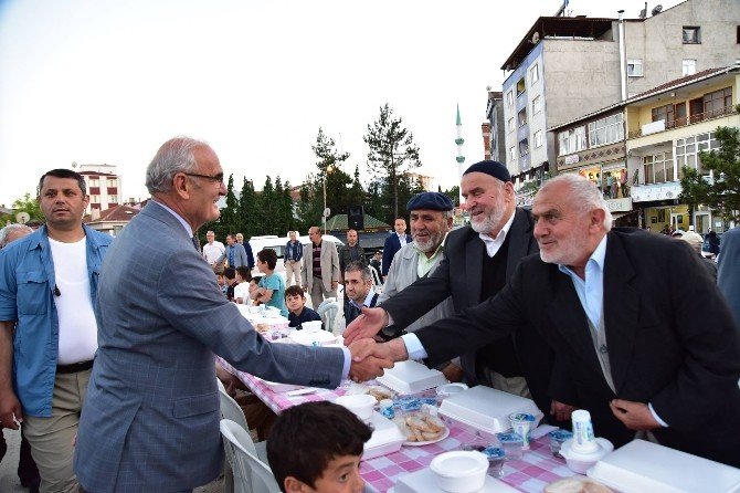 Ak Parti Asarcık İftarı