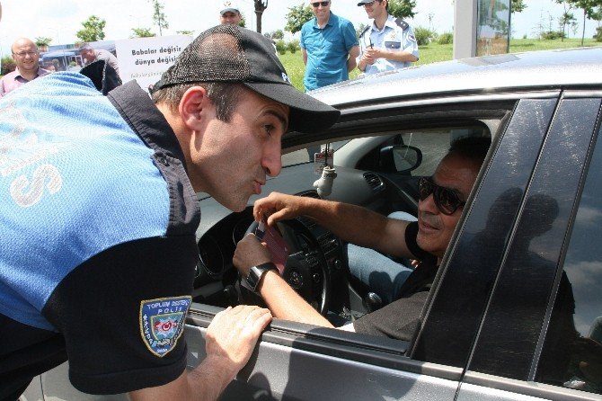Trafik Polisleri Babalar Gününde Ceza Kesmedi