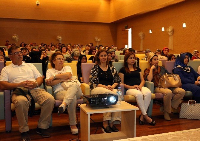 Yrd. Doç. Dr. Yörük: "Travmatik Olayları Çocuğunuzla Konuşun"