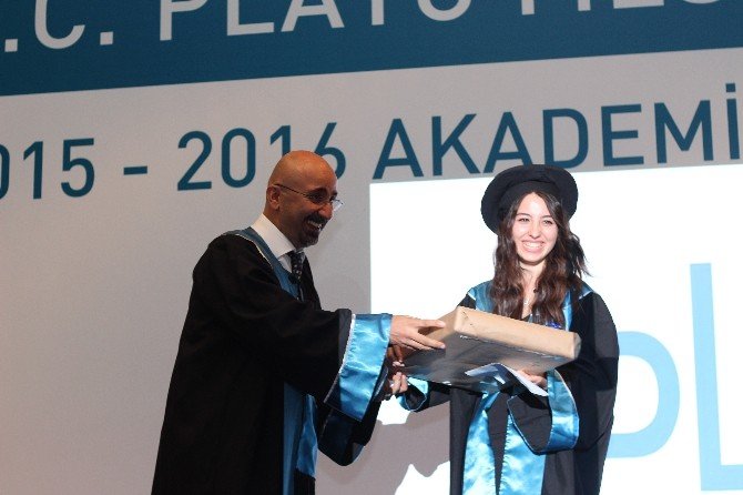 Plato Myo Altıncı Dönem Mezunlarını Geleceğe Uğurladı