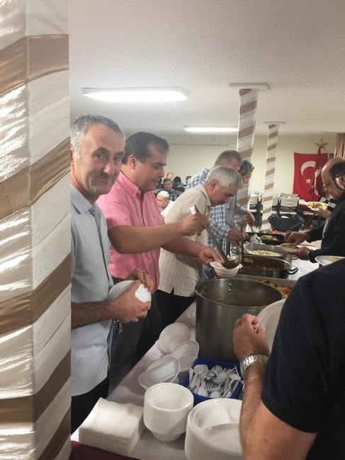 Abd’de İftar Sevinci