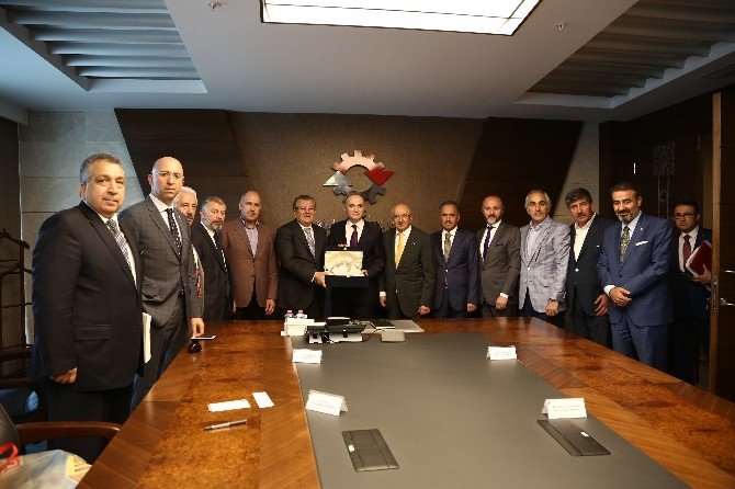 Ato Yönetimi Sanayi Bakanı Özlü’yü Ziyaret Etti