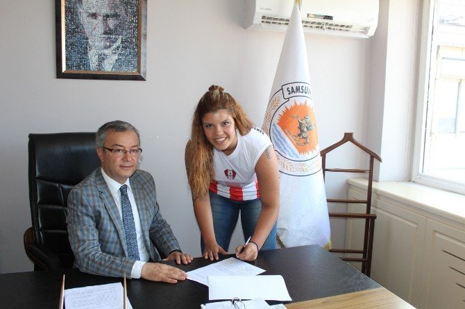 Anakent’te İmzalar Atılıyor