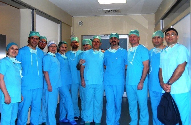 Metabolik Cerrahi Okulu 24 Mezun Verdi