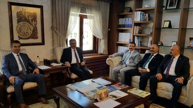 Bekiroğlu Ve Belediye Başkanlarından Vali Kılıç’a Ziyaret
