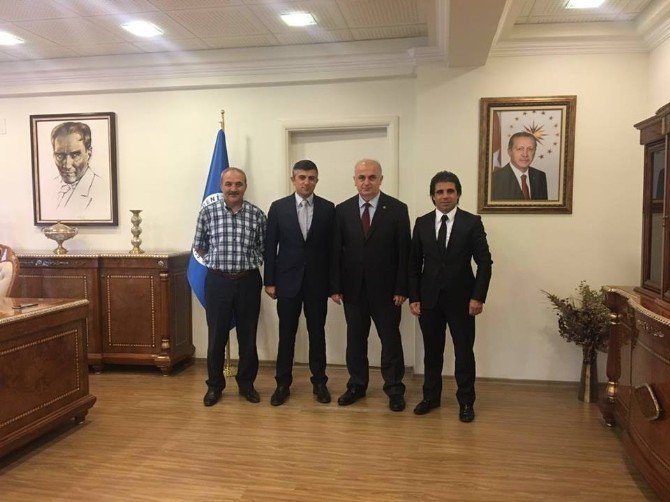 Karakullukçu’dan Gümrükçüoğlu Ve Baykal’a Ziyaret