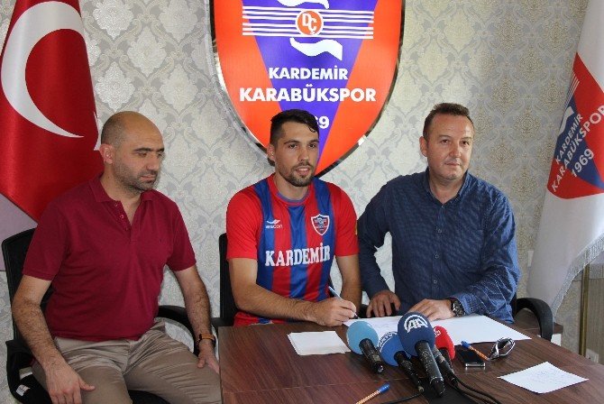Rumen Oyuncu Gaman Karabükspor’a 3 Yıllık İmza Attı