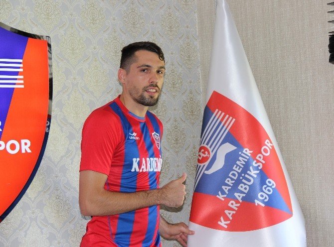 Rumen Oyuncu Gaman Karabükspor’a 3 Yıllık İmza Attı