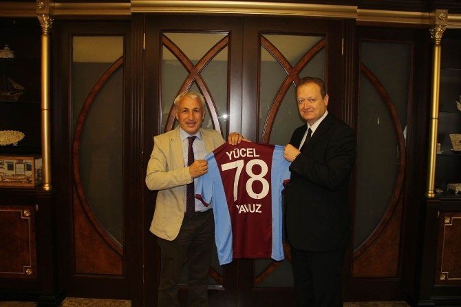 Trabzonspor, Vali Yavuz’u Ziyaret Etti