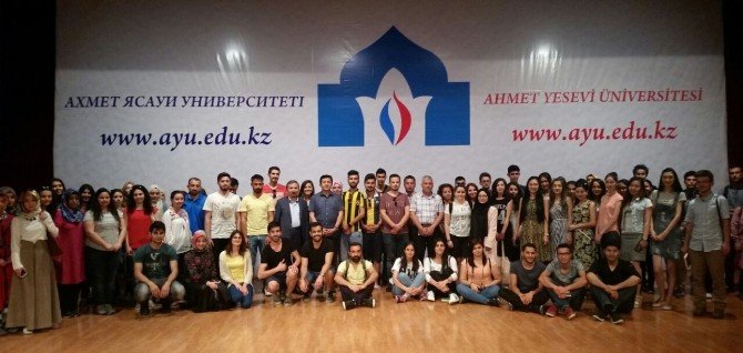 Ahmet Yesevi Üniversitesi’nde "Üniversiteli Gençler Yaz Okulu"