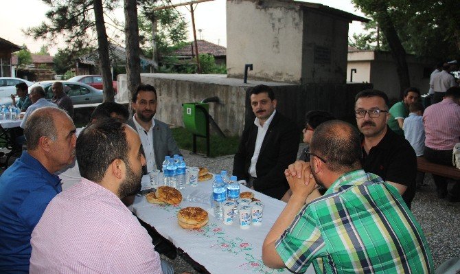 Ensar, Kutsal Topraklardaki İftar Geleneğini Çorum’da Yaşatıyor