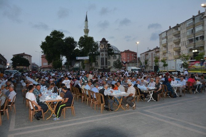 Bakan Kılıç, İftarını Alaçam’da Açtı