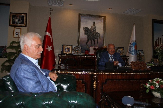 Koray Aydın’dan Mersin’e Sürpriz Ziyaret