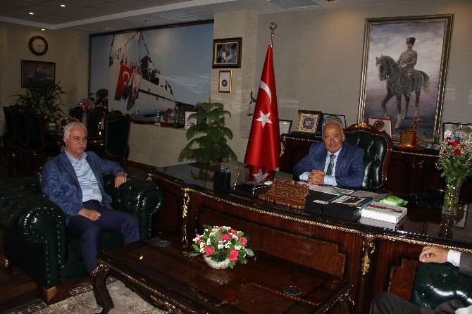 Koray Aydın’dan Mersin’e Sürpriz Ziyaret