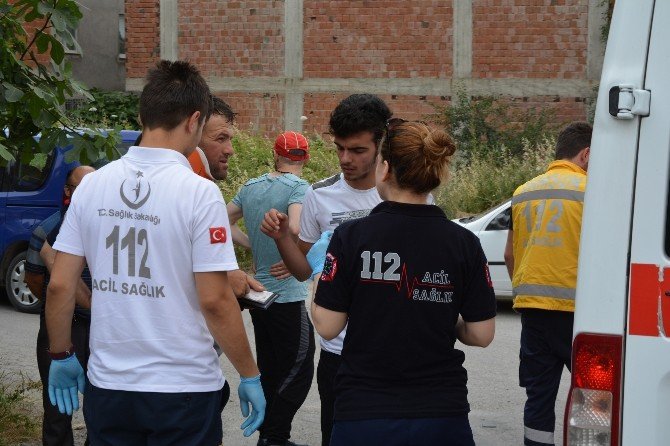 Otomobil İle Dolmuş Çarpıştı: 1 Yaralı