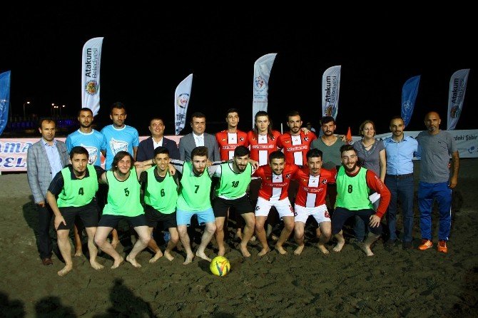 Atakum’da “Plaj Futbolu” Başladı