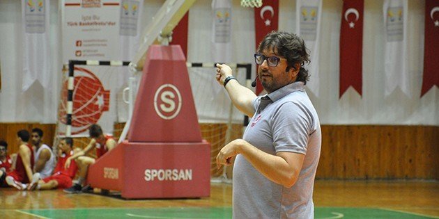 Uluslararası Antrenör Gelişim Semineri Kuşadası’nda Devam Ediyor