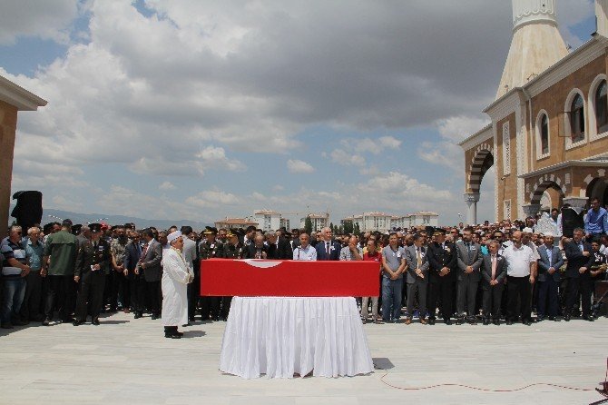Şehit Uzman Çavuş Son Yolculuğuna Uğurlandı