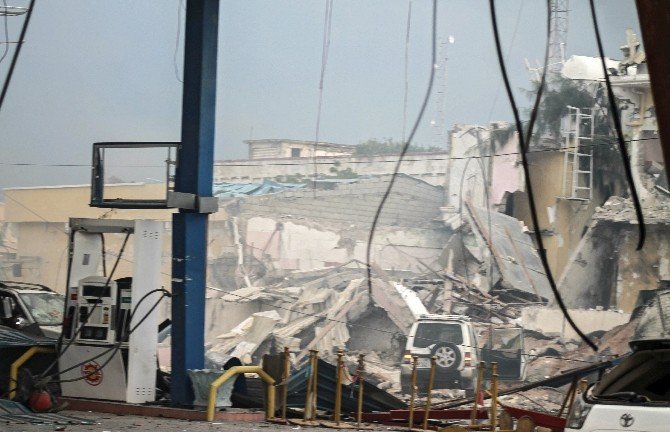 Somali’de Otele Saldırı: 15 Ölü, 25 Yaralı
