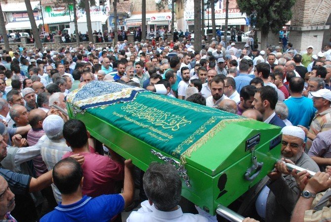 Yasemin Öğretmen Kansere Yenik Düştü