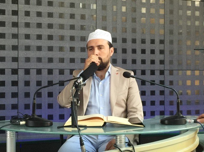 Sakarya’da Dünya Hafızlarından Kuran Ziyafeti