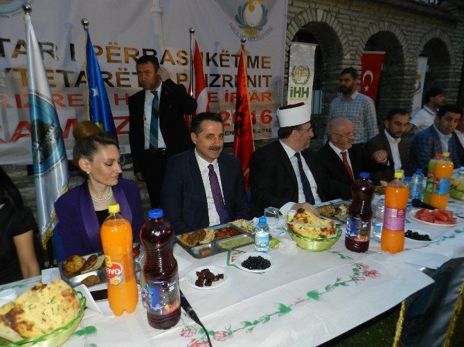 Bakan Faruk Çelik Prizren’de