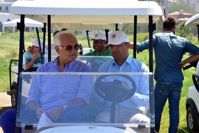 Yılmaz Ve Tanrıverdi Samsun Golf Sahası’nı Gezdi