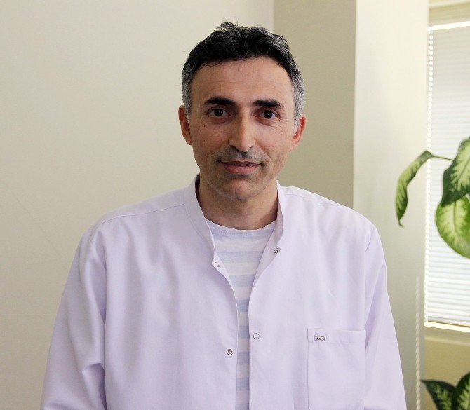 Uzman Dr. Eyüp Yılmaz: “Tereyağlı Gıdalar Vücudun Su Kaybını Önler”