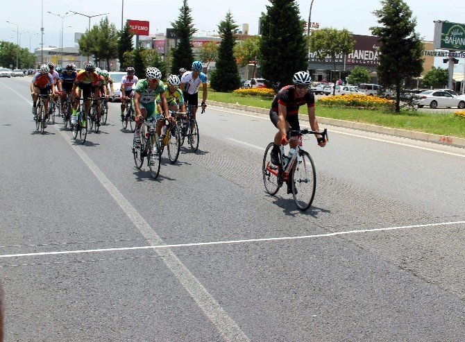 Bisiklet Yol Yarışları Tamamlandı