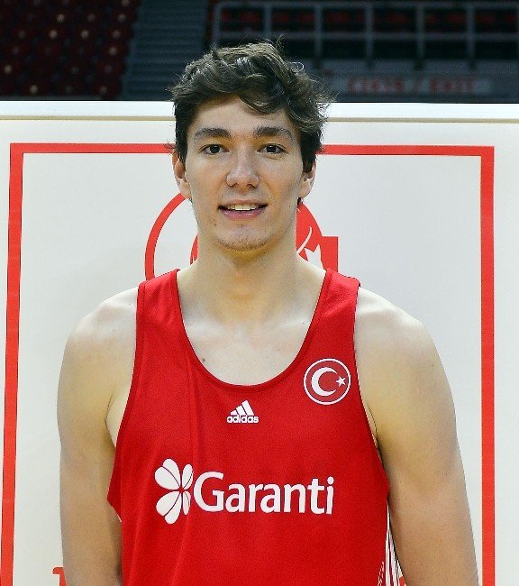 Cedi Osman: “Nba’e 1 Sene Sonra Gideceğim”