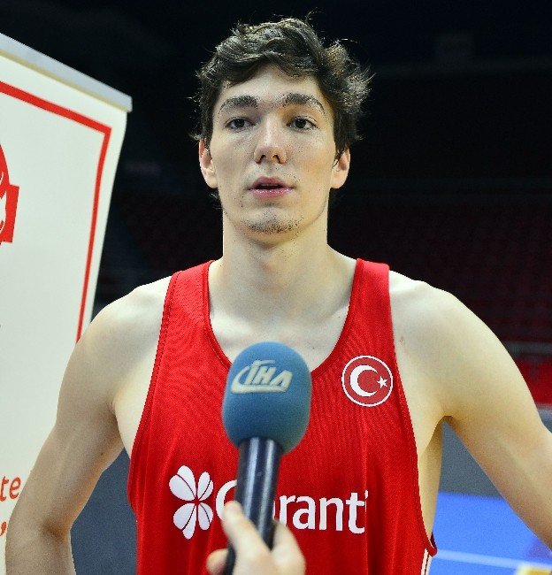 Cedi Osman: “Nba’e 1 Sene Sonra Gideceğim”