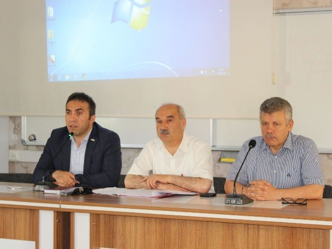 Aday Öğretmenlerin Hizmet İçi Eğitim Programı Başladı