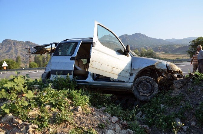Çorum’da Trafik Kazası: 5 Yaralı