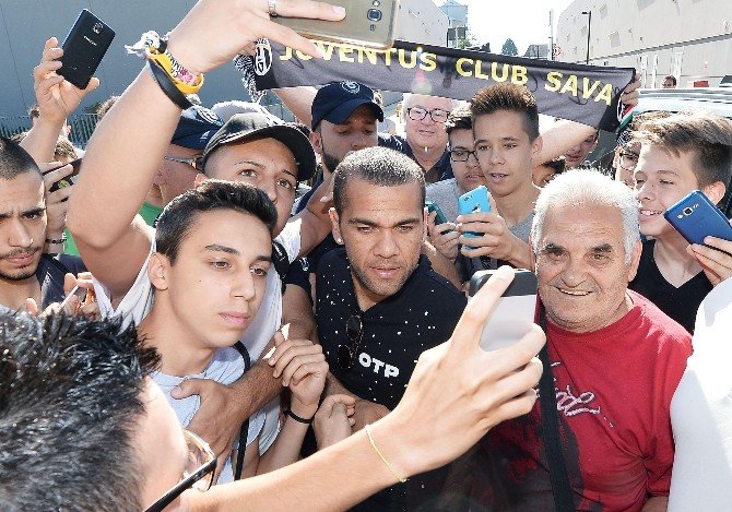 Dani Alves Juventus’la İmzalıyor