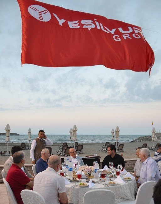 Yeşilyurt Grup’tan Çalışanlarına İftar