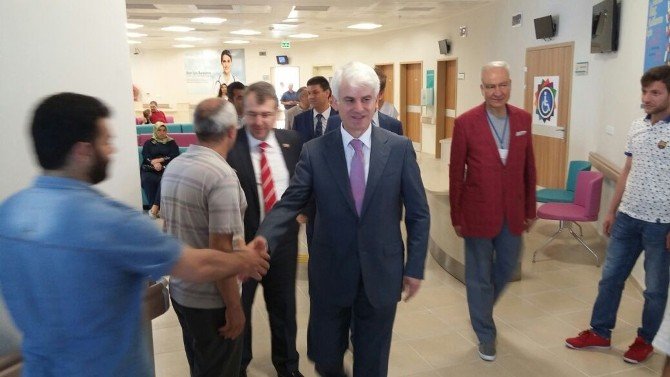 İnegöl Diş Hastanesi Hizmete Açıldı