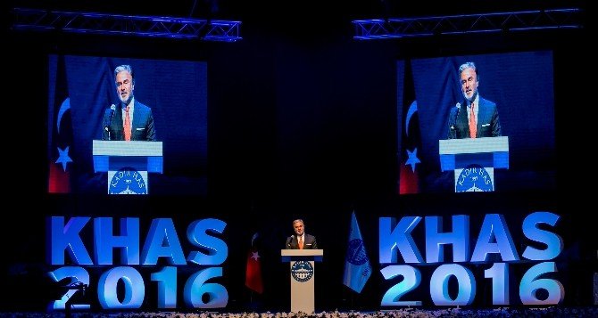 Kadir Has Üniversitesi’nde Mezuniyet Coşkusu