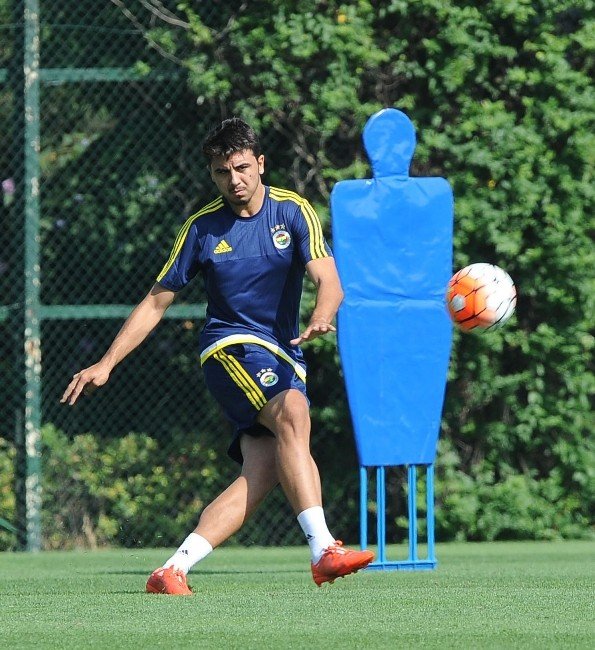 Mourınho Gözünü Ozan Tufan’a Dikti