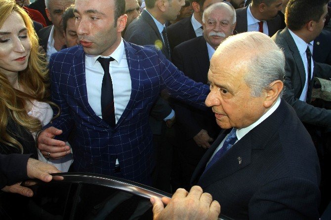 Bahçeli Samsun’da Coşkuyla Karşılandı