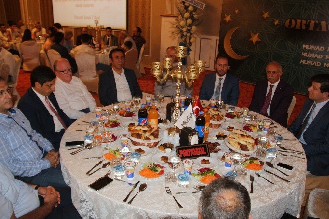 Müsiad’dan Stk Ve İş Adamlarına İftar