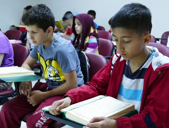 Büyükşehir Belediyesi Yaz Okulu Başladı