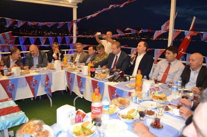 Trabzonspor Camiası İftar Yemeğinde Buluştu