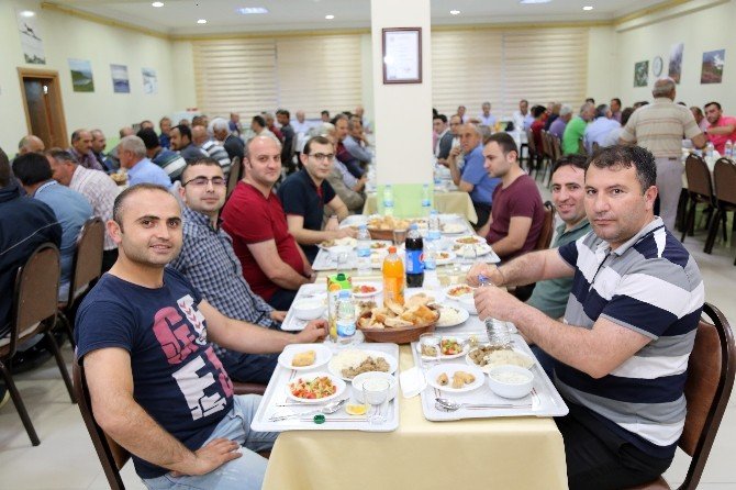 Yol-iş’ten Gümüşhane İl Özel İdaresi Çalışanlarına İftar