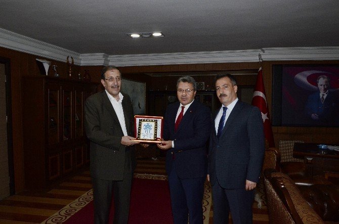 Üstün’den Başkan Bulutlar’a Ziyaret