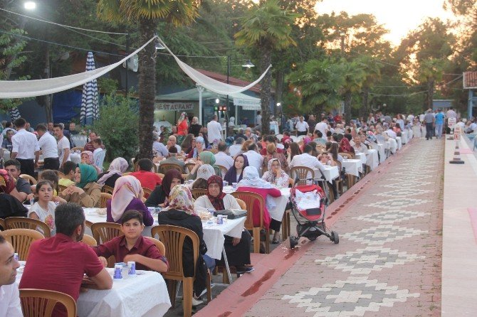 Ak Parti’den Bafra’da İftar