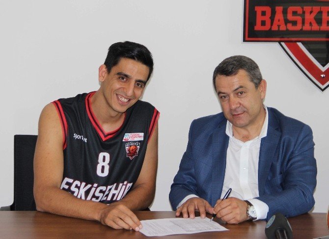 Cemal Nalga Ve Murat Göktaş, Eskişehir Basket İle Sözleşme İmzaladı